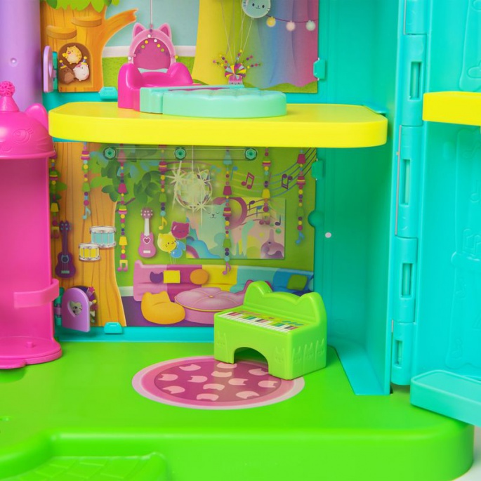 Velika praznična hiša na Gabby's Dollhouse
