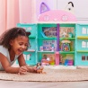 Gabby's Dollhouse - čarobni igralni komplet z mačjo hišo - Gabby in Koro