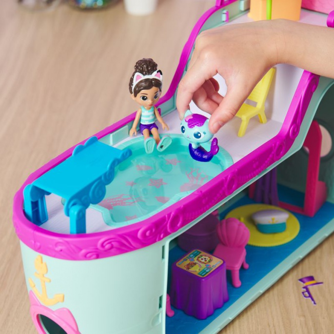 Gabby's Dollhouse hrací set velika ladja