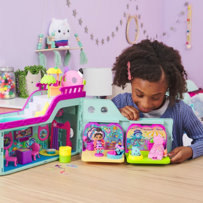 Gabby's Dollhouse hrací set velika ladja