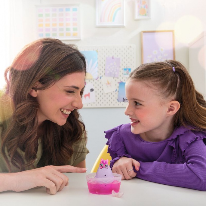 Hatchimals živali, ki se izležejo v vodi 1 ks 2024
