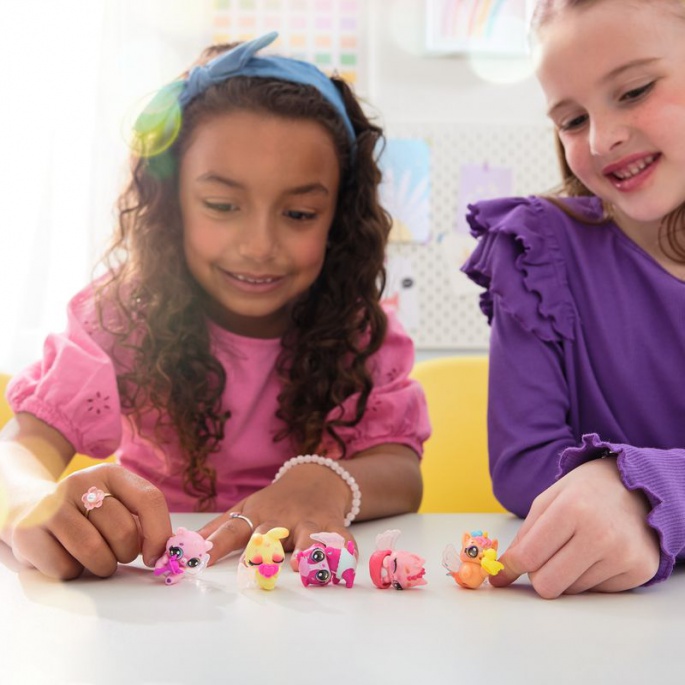 Hatchimals Alive živali, ki se izležejo v vodi karton