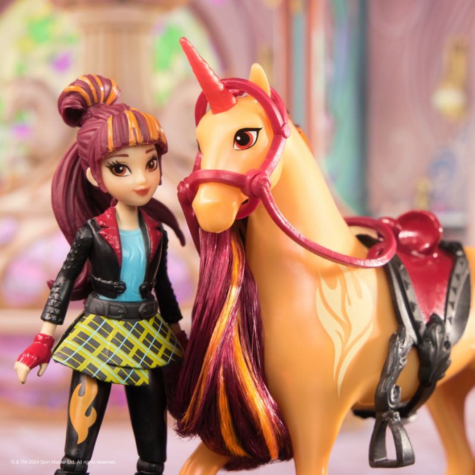 Unicorn Academy figurke Valentina in Cinder 11 cm