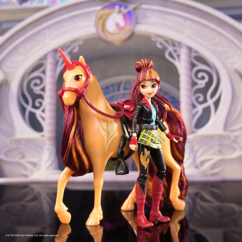 Unicorn Academy figurke Valentina in Cinder 11 cm
