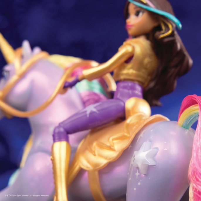 Unicorn Academy svetleči samorog in figura Sophia & Wildstar 11 cm