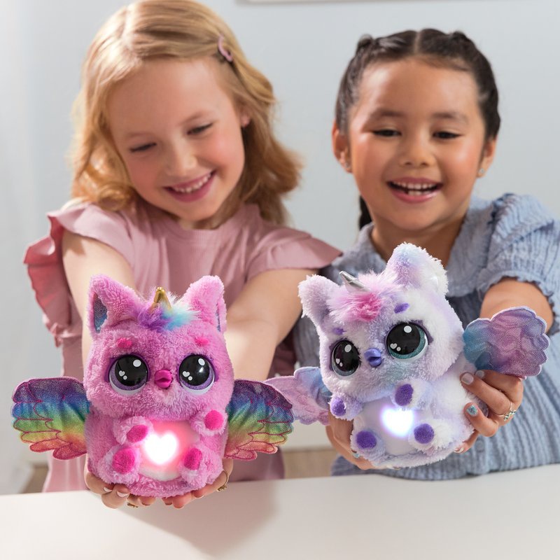Hatchimals je interaktivna bitja enorožec