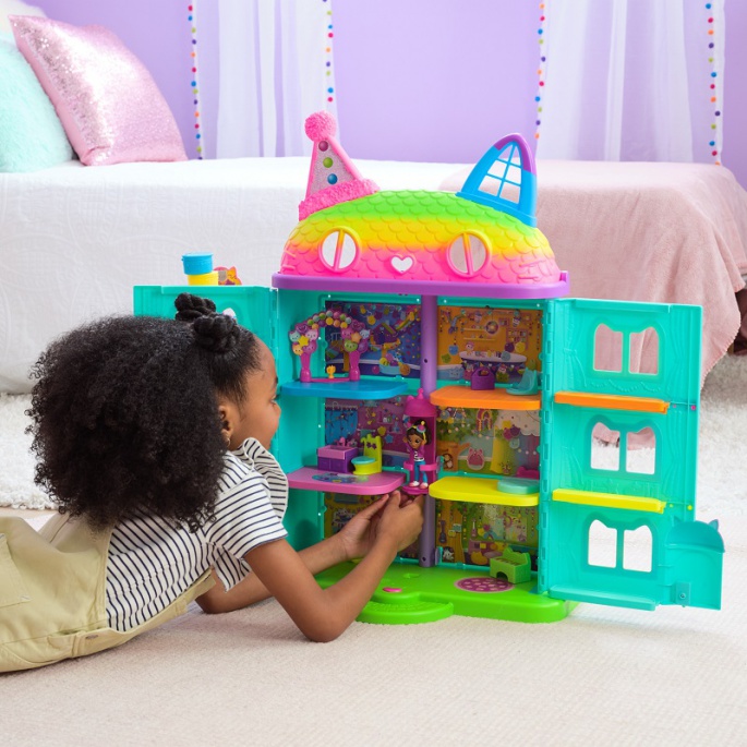 Velika praznična hiša na Gabby's Dollhouse