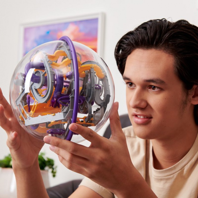 Ugodni paket: Perplexus epic + Rubikova kocka 3x3 re-cube za polovico