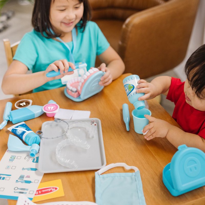 Melissa & Doug igra zobozdravnik