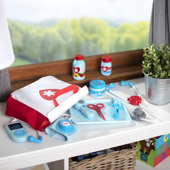 Melissa & Doug igra zdravnika