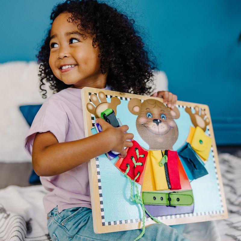 Melissa & Doug osnovne učne obleke