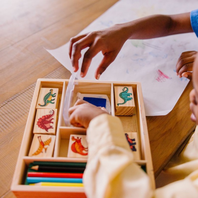 Melissa & Doug lesene žigi z pralnimi barvami Dinozavri