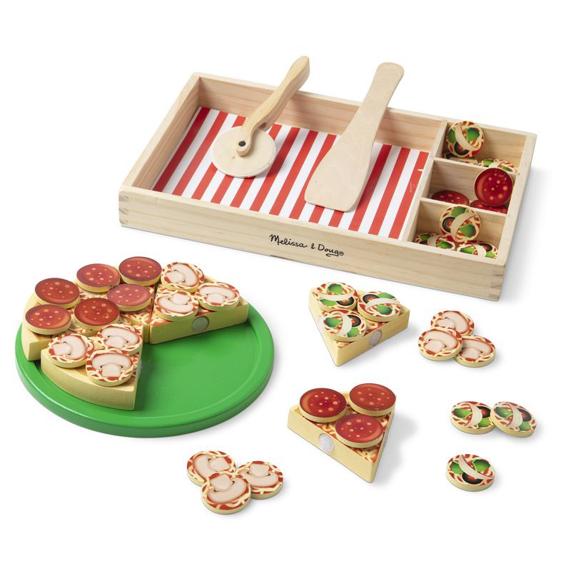POSEBNA PONUDBA: Melissa & Doug set za pizzaparty + Water WOW pravljice z vodnimi čarovnijami BREZPLAČNO