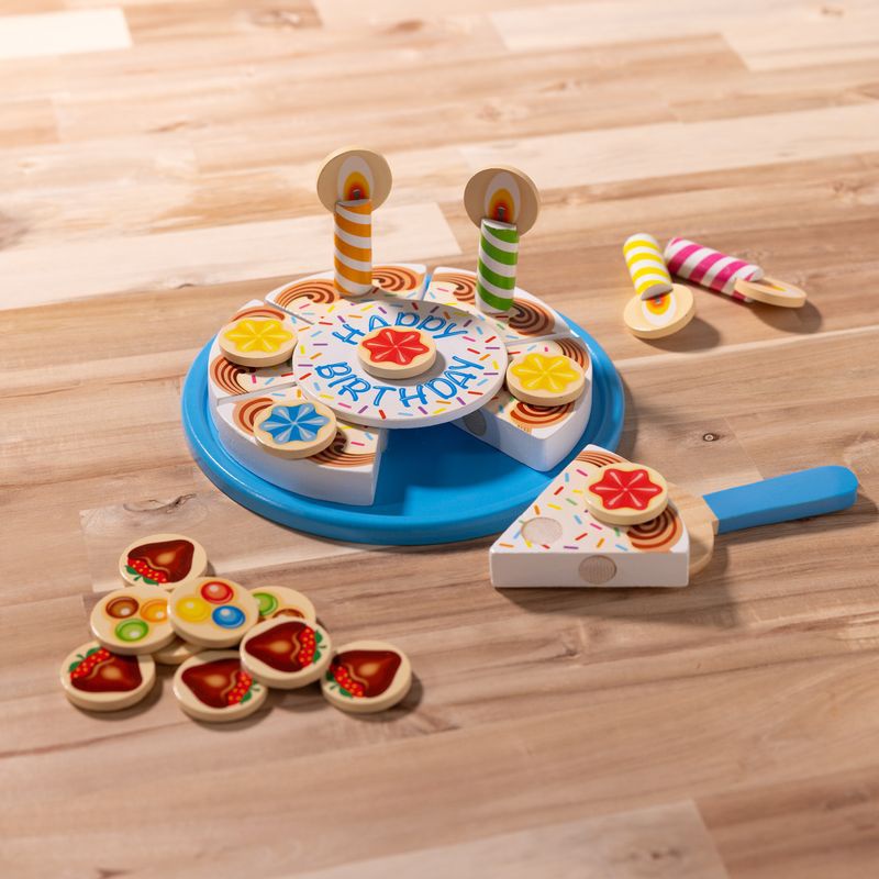AKCIJA: Melissa & Doug rojstnodnevna torta set + Water WOW čarovnija z vodo pravljice BREZPLAČNO