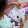 Ugoden set: Gabby’s Dollhouse Cakey plišasta igrača z zvoki + Mercat plišasta igrača s funkcijo
