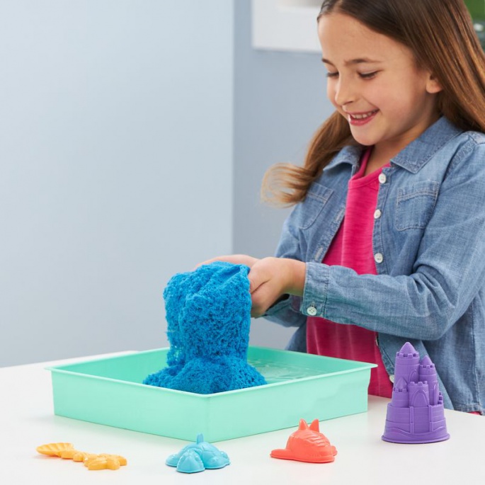 Kinetic Sand škatla z podlogo modro