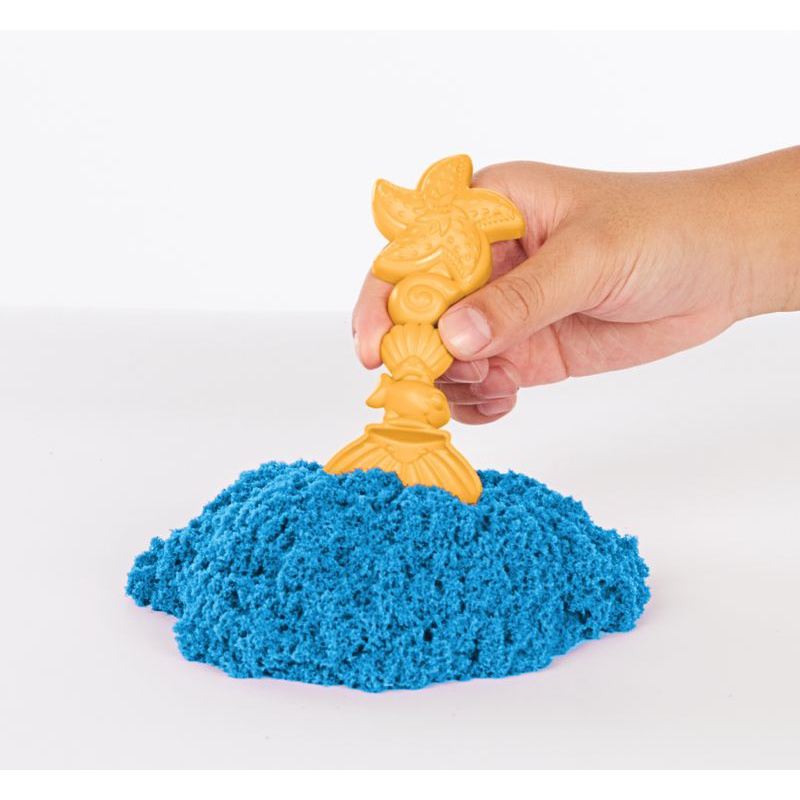 Kinetic Sand škatla z podlogo modro