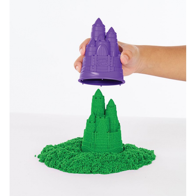 Kinetic Sand škatla z tekočim peskom in zeleno podlago