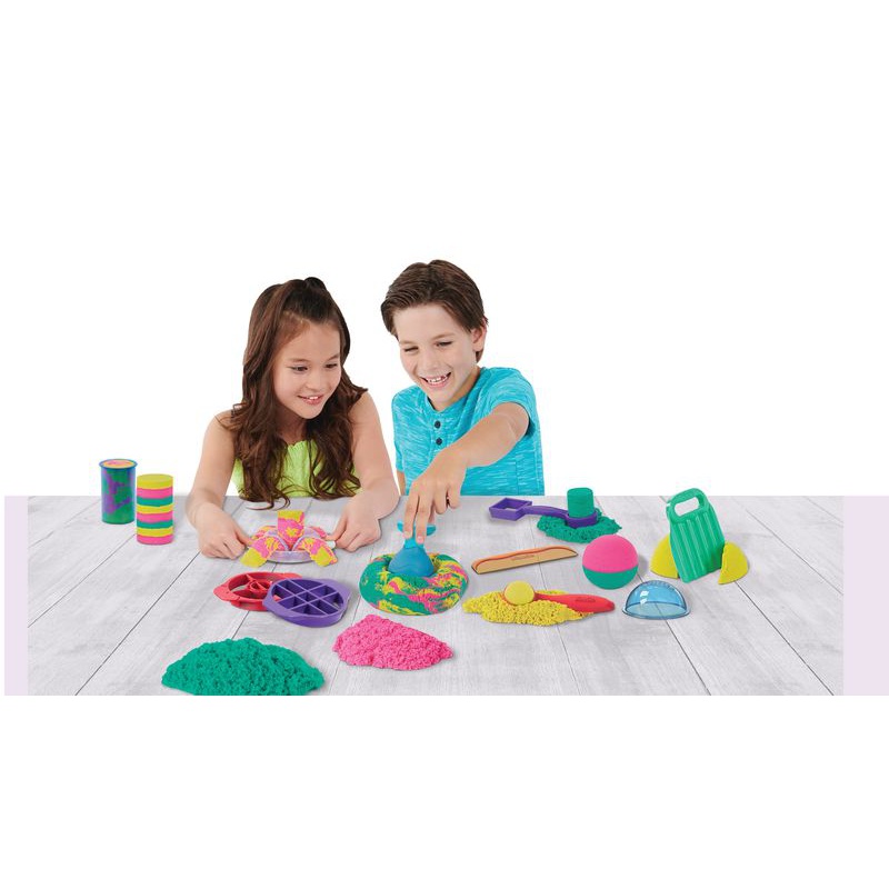 Kinetic Sand ultimativni komplet s peskom in orodji