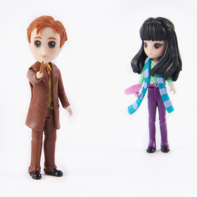 Komplet dveh figuric Harry Potter z dodatki George in Cho