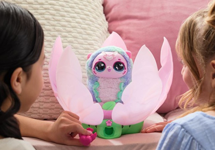 Hatchimals Popki presenečenja – ko se gosenica spremeni v čarobno mucko s krili