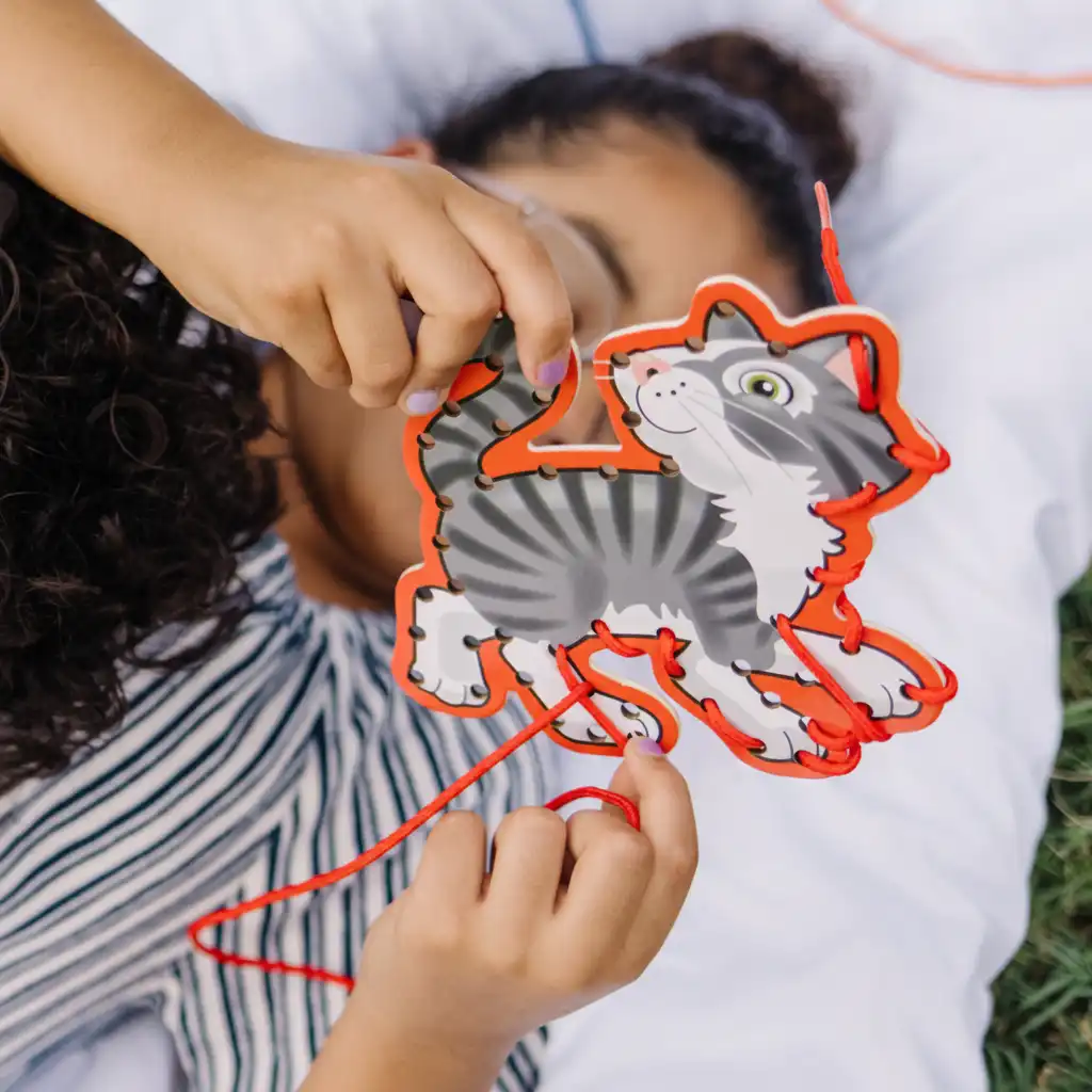 Kakovostni in odporni materiali za dolgotrajno veselje do igre.